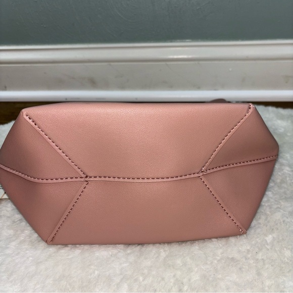 Kayla+Ava Dusty Rose Vegan Leather Crossbody Bucket Bag NWT - Picture 6 of 7